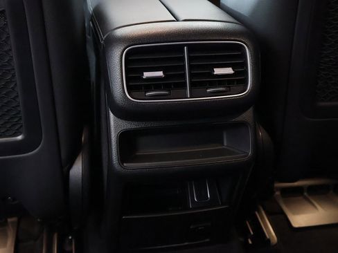 Used 2021 Mercedes-Benz GLE 350 4MATIC image 50