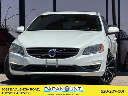 Used 2016 Volvo V60 T5 Premier w/ Convenience Package FWD image 1