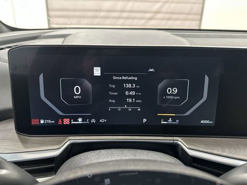 Certified 2025 Kia Sorento SX Prestige w/ Olive Brown Leather Package image 11