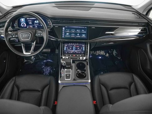 Used 2023 Audi Q7 2.0T Premium w/ Convenience Package image 13