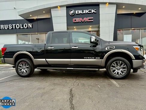 Used 2018 Nissan Titan Platinum Reserve w/ Platinum Utility Package image 1