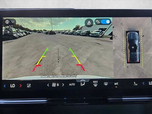 Used 2025 Ford Expedition Active image 14