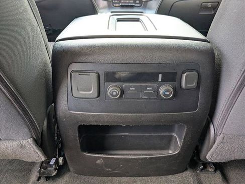 Used 2018 Chevrolet Tahoe LS RWD image 16