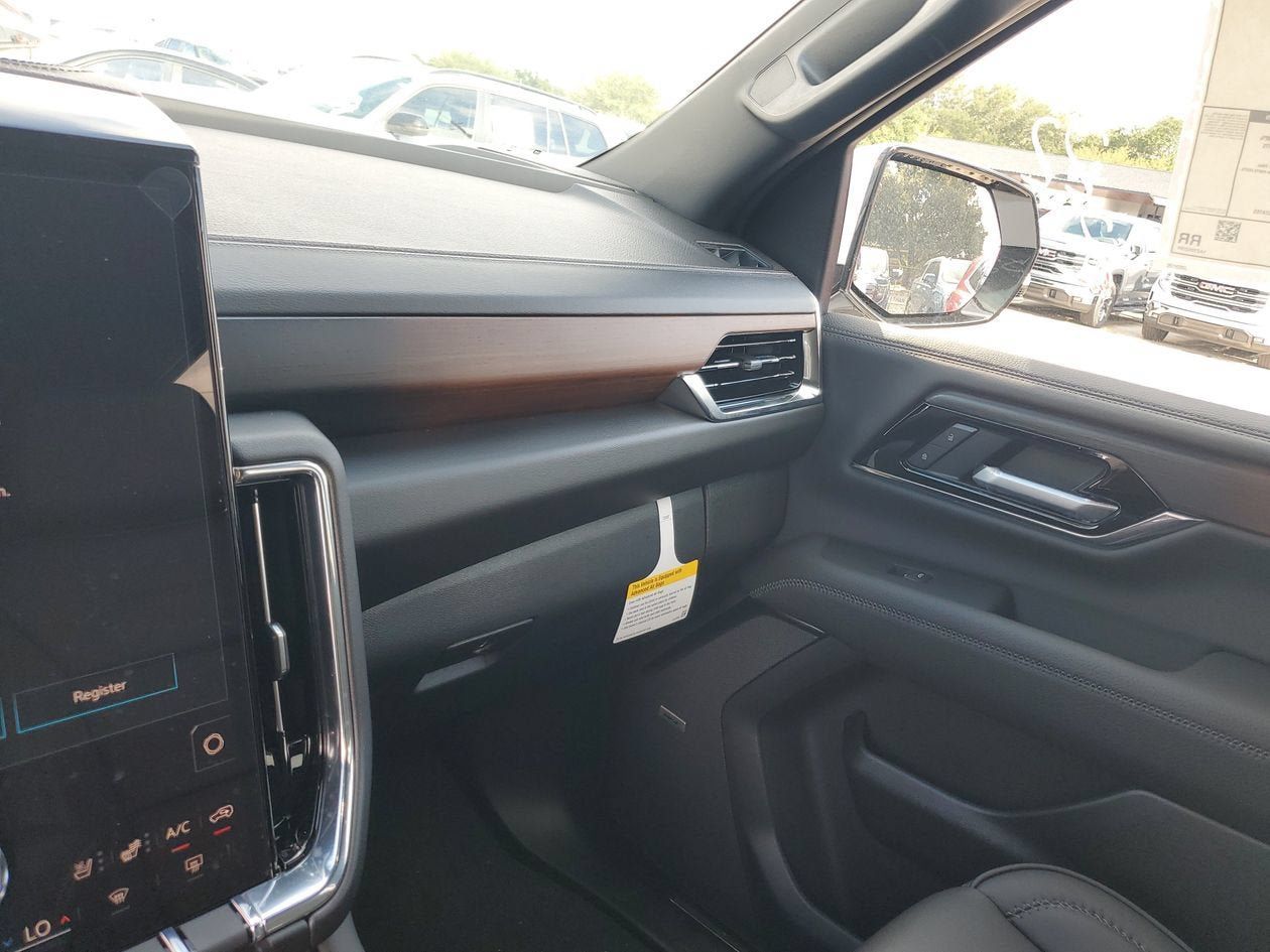New 2026 GMC Yukon Denali RWD image 25
