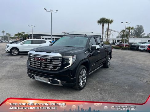 Used 2023 GMC Sierra 1500 Denali w/ Denali Reserve Package image 18
