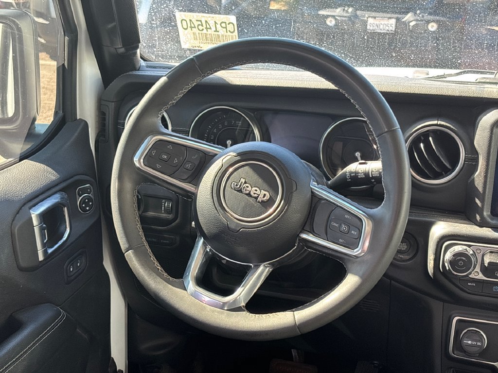 Used 2023 Jeep Wrangler Unlimited Sahara AWD/4WD image 12