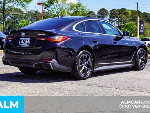 Used 2022 BMW i4 eDrive40 image 6