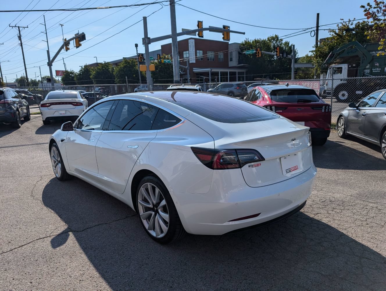 Used 2017 Tesla Model 3 Long Range RWD image 8