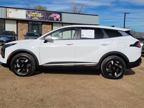 Certified 2026 Kia Sportage LX w/ LX Convenience Package image 2