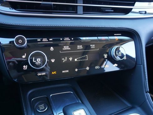 Used 2023 INFINITI QX60 Sensory w/ Vision Package image 19