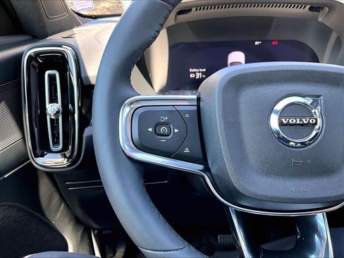 Used 2023 Volvo C40 P8 Recharge Plus AWD/4WD image 20