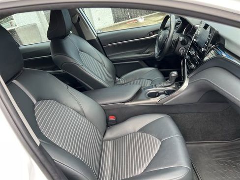 Used 2024 Toyota Camry SE image 51