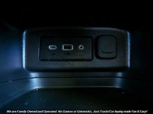 Used 2020 Chevrolet Equinox LS FWD image 39