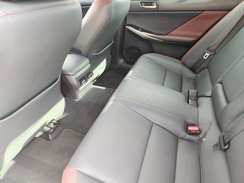 Used 2017 Lexus IS 200t image 38