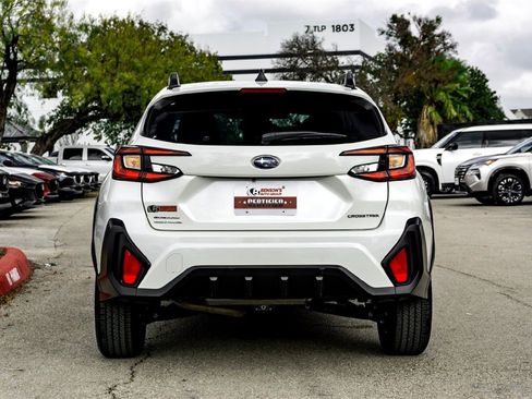 Used 2024 Subaru Crosstrek 2.0i Premium image 6