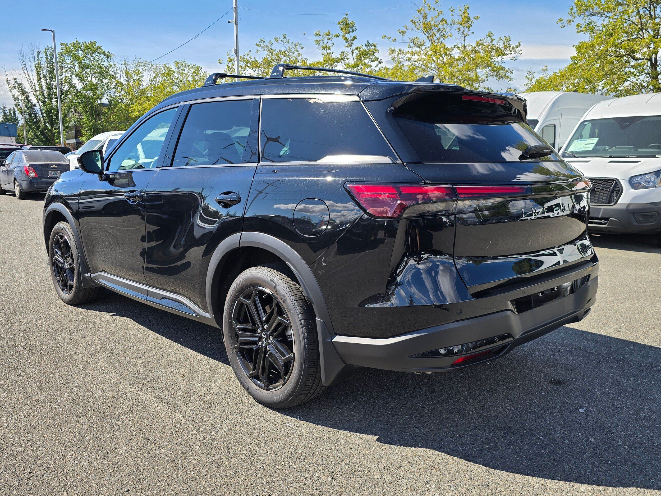 Used 2026 INFINITI QX60 Sport w/ Dark Cargo Package AWD/4WD image 3