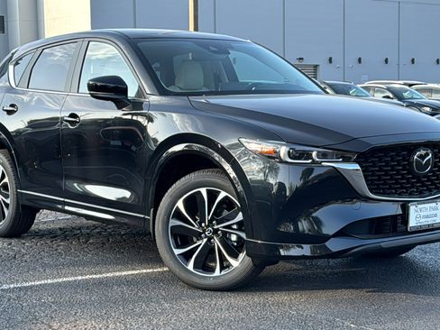 New 2025 MAZDA CX-5 AWD 2.5 S w/ Preferred Package image 2