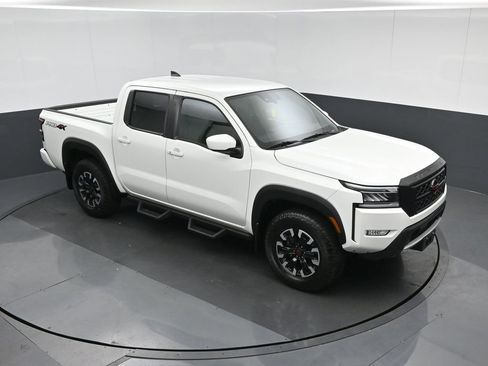 Used 2024 Nissan Frontier PRO-4X w/ Technology Package image 58