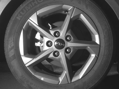 Used 2025 Kia K4 LXS image 15