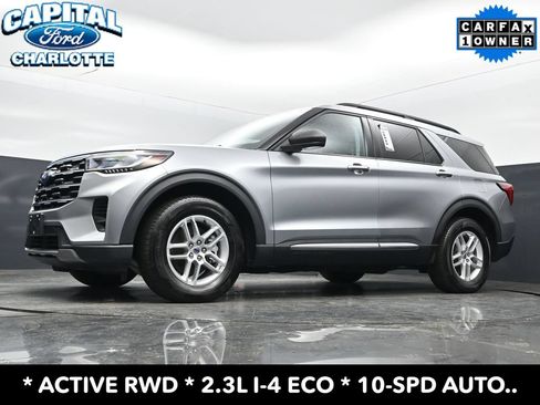 Used 2025 Ford Explorer Active RWD image 23