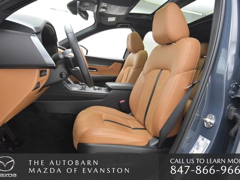 Certified 2025 MAZDA CX-70 3.3 Turbo S w/ Premium Plus AWD/4WD image 25