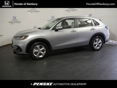 Used 2024 Honda HR-V LX image 1