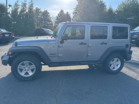 Used 2014 Jeep Wrangler Unlimited Sport w/ Quick Order Package 24S image 5
