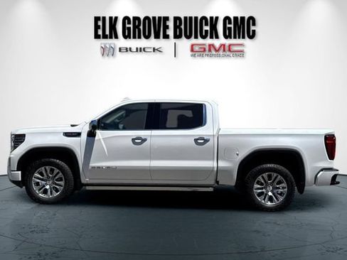 Used 2023 GMC Sierra 1500 Denali w/ Technology Package AWD/4WD image 7