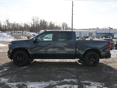 Used 2022 Chevrolet Silverado 1500 RST w/ LPO, Blackout Package image 4