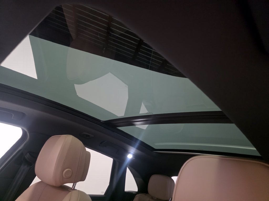 Certified 2026 Porsche Macan S AWD/4WD image 12