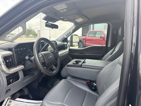 Used 2023 Ford F350 XL w/ FX4 Off-Road Package AWD/4WD image 9