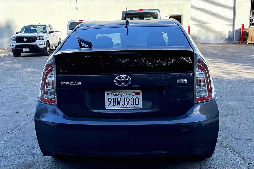 Used 2015 Toyota Prius Two FWD image 5