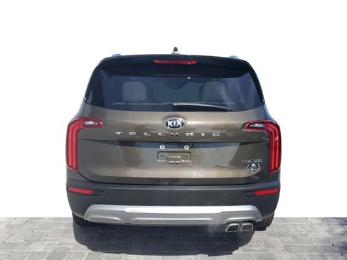 Used 2020 Kia Telluride EX w/ EX Premium Package image 5