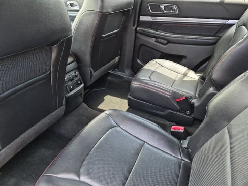 Used 2017 Ford Explorer Sport w/ Equipment Group 401A AWD/4WD image 11