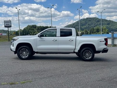 New 2026 Chevrolet Colorado LT w/ LT Convenience Package AWD/4WD image 4