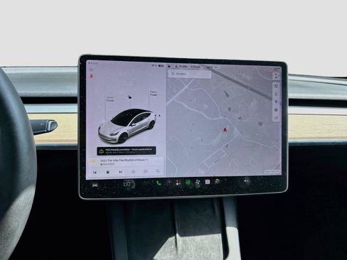 Used 2021 Tesla Model 3 Standard Range Plus RWD image 34