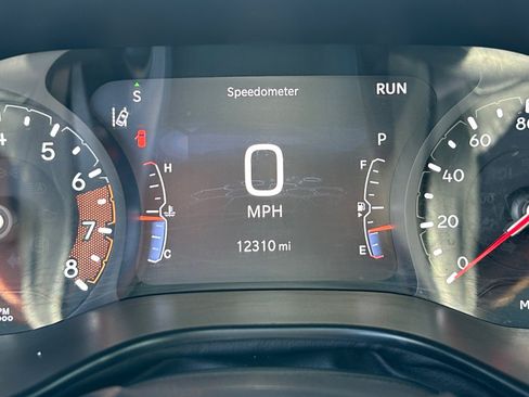 Used 2025 Jeep Compass Latitude AWD/4WD image 11