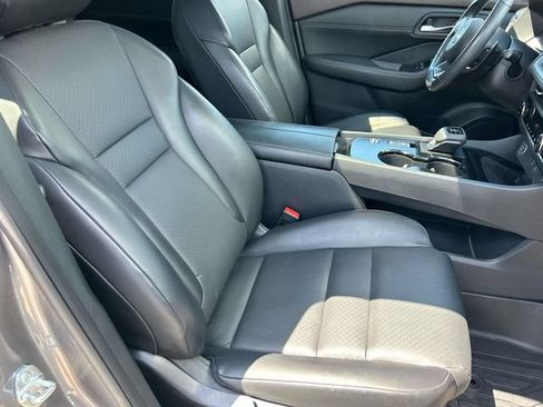 Certified 2023 Nissan Rogue SV w/ SV Premium B Package FWD image 25