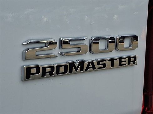 Used 2025 RAM ProMaster 2500 w/ Convenience Group image 30