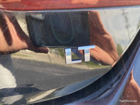 Used 2019 Chevrolet Cruze LT FWD image 11