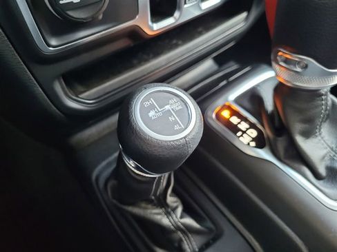 Certified 2025 Jeep Wrangler Unlimited Sahara image 13