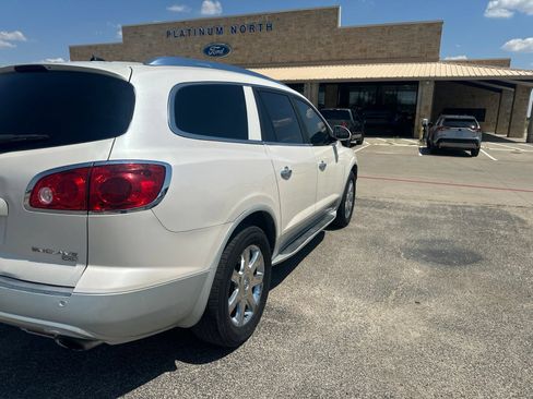 Used 2009 Buick Enclave CXL FWD image 5