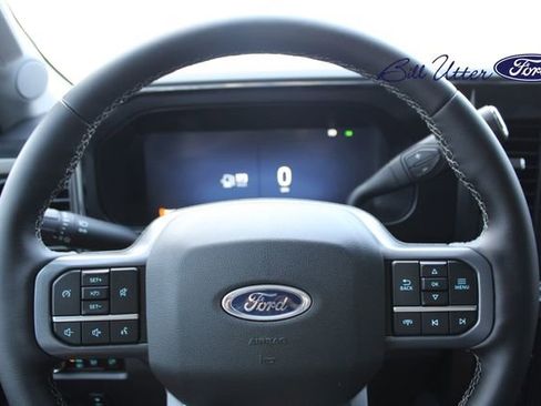 New 2026 Ford F250 Lariat w/ Chrome Package image 17