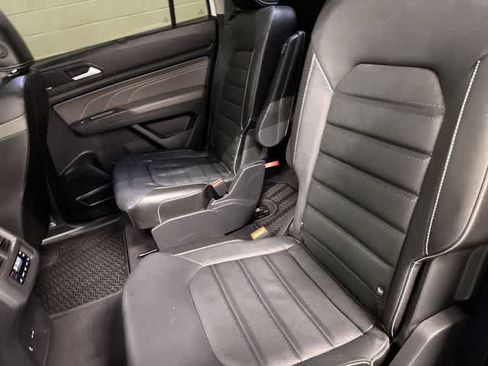 Used 2023 Volkswagen Atlas SEL Premium AWD/4WD image 11