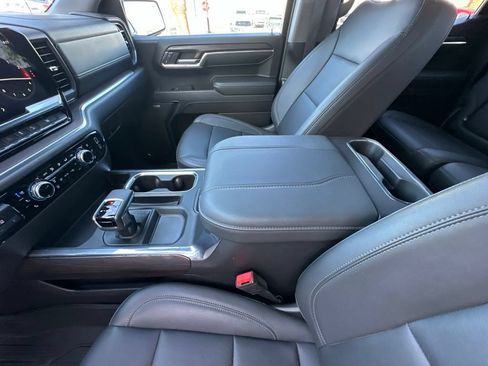 Used 2024 GMC Sierra 1500 SLT w/ SLT Premium Package AWD/4WD image 30