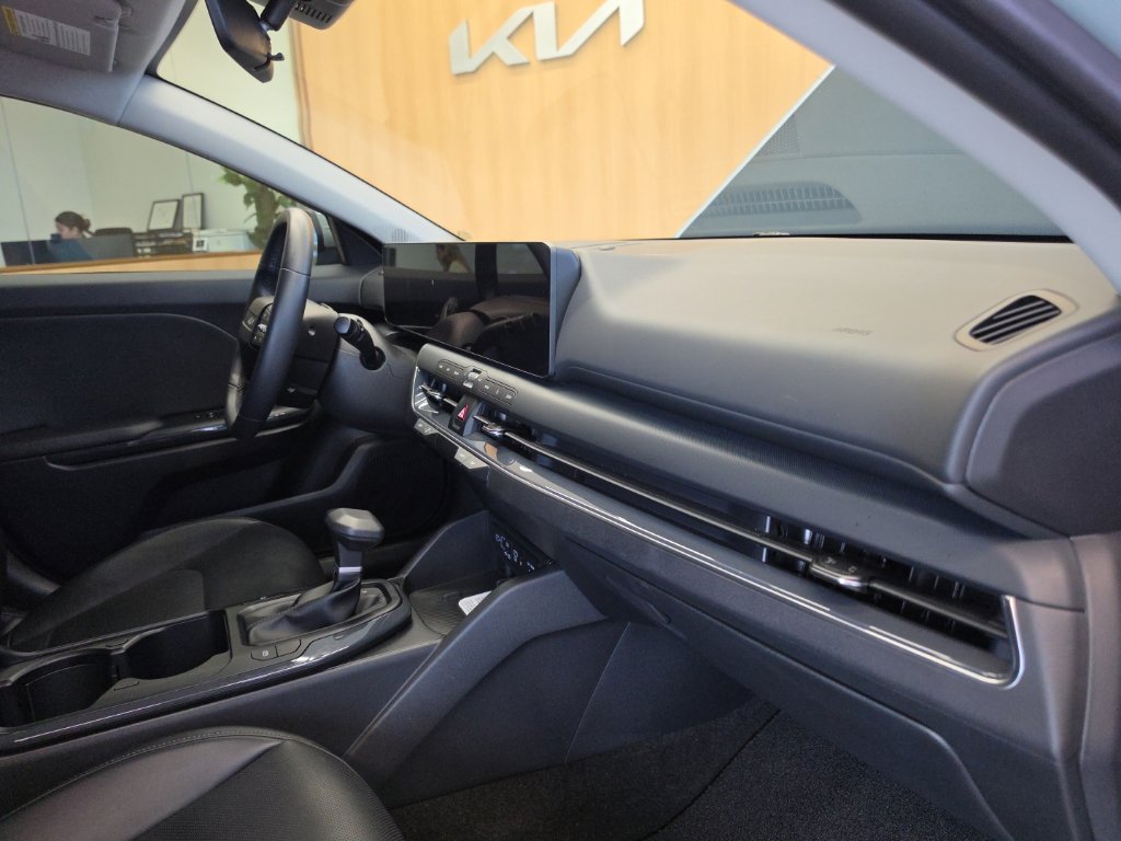 Certified 2026 Kia K4 EX FWD image 48