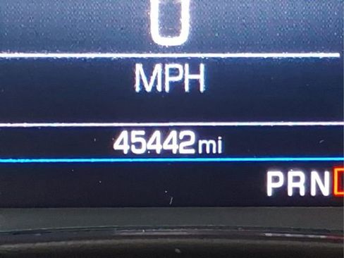 Used 2023 Chevrolet Equinox LT image 29