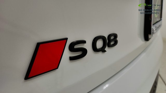 Used 2024 Audi Q8 e-tron Premium AWD/4WD image 30