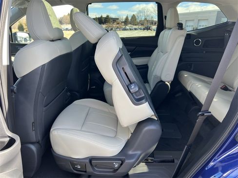New 2026 Subaru Ascent Limited image 6
