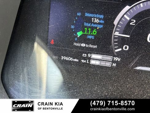 Used 2024 Toyota Tundra Platinum AWD/4WD image 38
